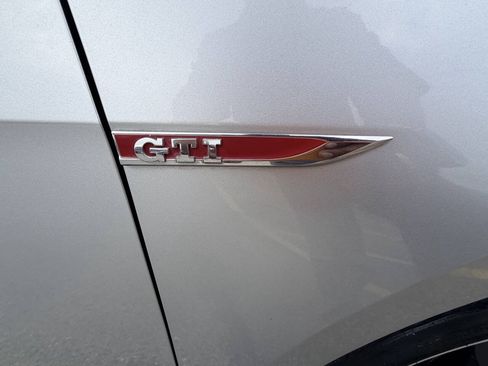 Used 2016 Volkswagen GTI S FWD image 23