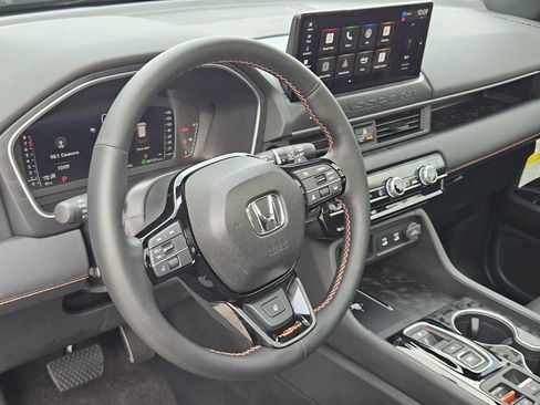 Certified 2026 Honda Passport TrailSport Elite image 2