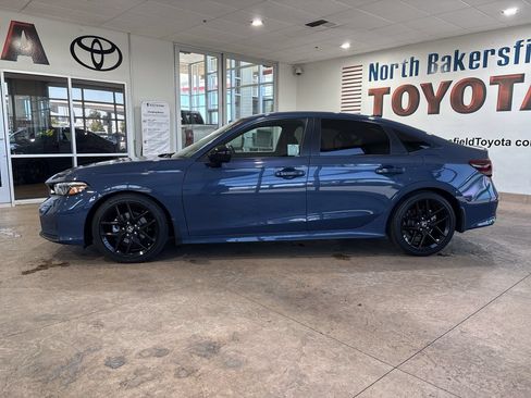 Used 2025 Honda Civic Sport image 7