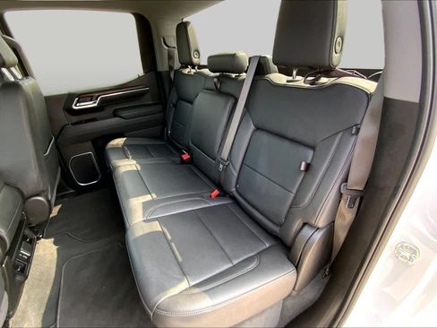 Used 2025 GMC Sierra 1500 SLT RWD image 20