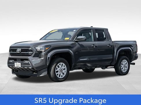 Certified 2024 Toyota Tacoma SR5 w/ SR5 Upgrade Package AWD/4WD image 3
