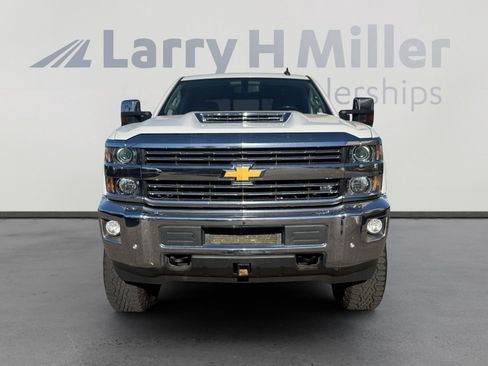 Used 2018 Chevrolet Silverado 2500 LTZ w/ Duramax Plus Package image 8