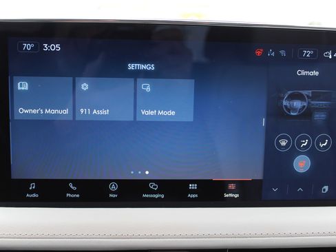 Used 2022 Lincoln Nautilus Black Label w/ Class II Trailer Tow Package image 50