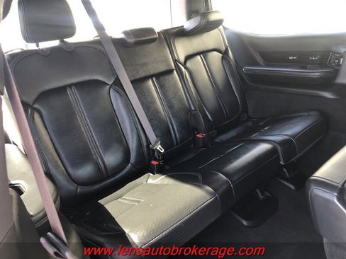 Used 2022 Jeep Grand Wagoneer Series I AWD/4WD image 21