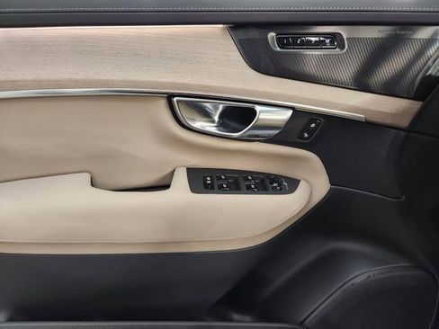 New 2026 Volvo XC90 T8 Plus w/ Protection Package Premier image 24