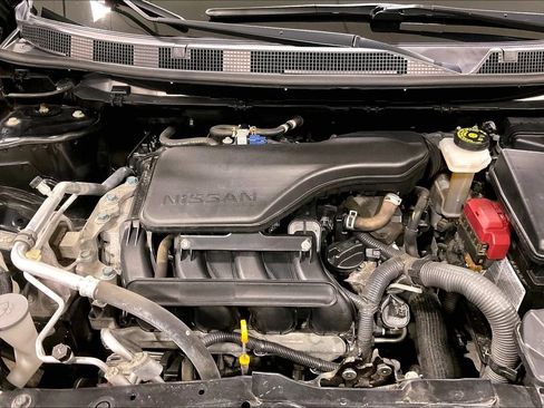 Used 2018 Nissan Rogue Sport SV AWD/4WD image 29