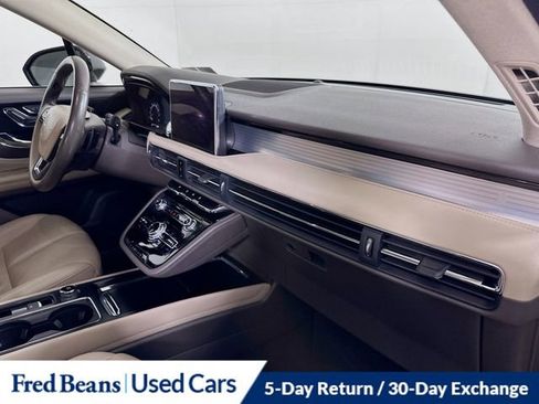 Certified 2021 Lincoln Corsair AWD w/ Premium Package image 32