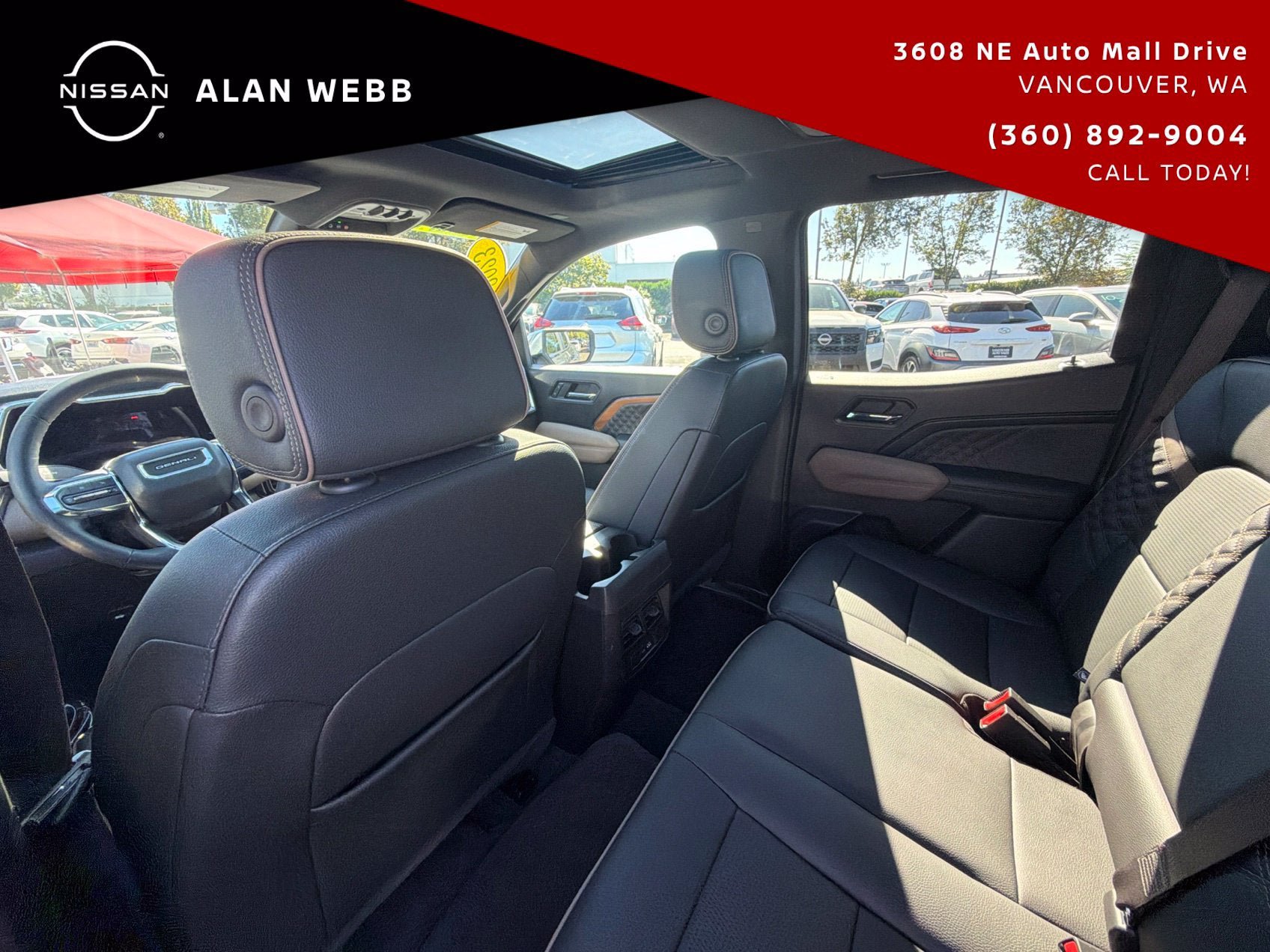Used 2023 GMC Canyon Denali AWD/4WD image 30