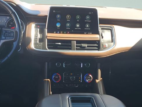 Used 2021 Chevrolet Suburban High Country image 28