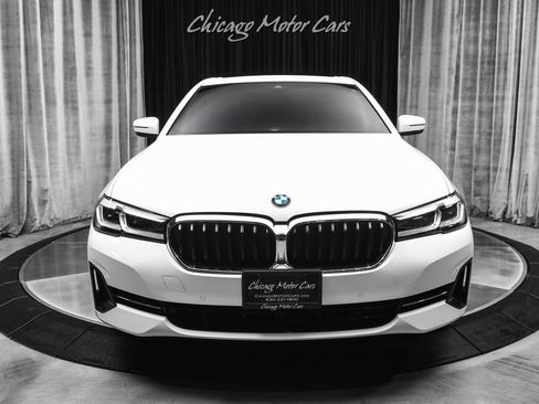 Used 2022 BMW 530i xDrive w/ Premium Package AWD/4WD image 7