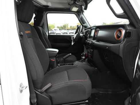 Used 2023 Jeep Gladiator Mojave image 26