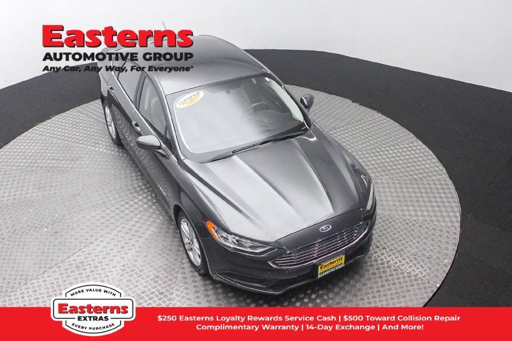 Used 2018 Ford Fusion S FWD image 4
