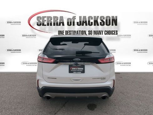 Used 2019 Ford Edge Titanium w/ Equipment Group 301A image 7