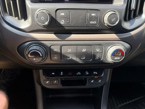 Used 2022 GMC Canyon AT4 w/ Trailering Package AWD/4WD image 23