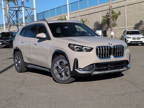 New 2026 BMW X1 xDrive28i w/ Convenience Package image 2