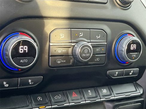 Used 2021 Chevrolet Silverado 1500 RST w/ Bed Protection Package image 15