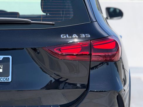 New 2026 Mercedes-Benz GLA 35 AMG 4MATIC image 13