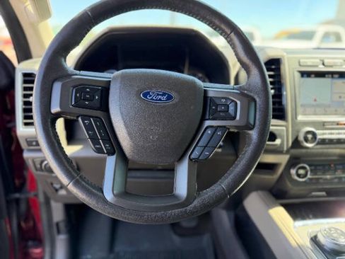 Used 2019 Ford Expedition XLT w/ Equipment Group 202A image 10