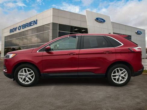 Certified 2022 Ford Edge SEL w/ Convenience Package image 2