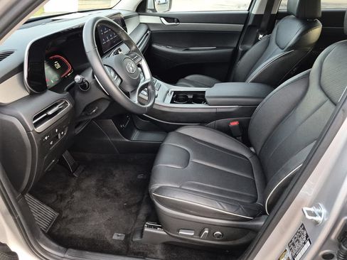 Used 2025 Hyundai Palisade SEL FWD image 11