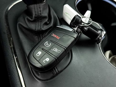 Used 2018 Dodge Durango GT RWD image 37