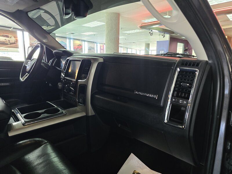 Used 2015 RAM 1500 Laramie w/ Convenience Group AWD/4WD image 14