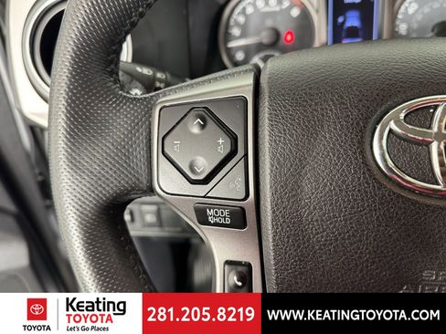 Used 2020 Toyota Tacoma SR5 image 25