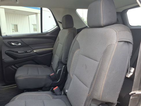 Used 2020 Chevrolet Traverse LT w/ LPO, Floor Liner Package FWD image 13