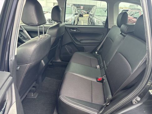 Used 2018 Subaru Forester 2.5i Premium w/ Popular Package #3B image 12
