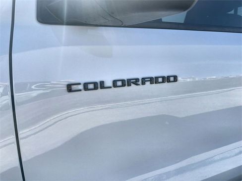 Certified 2024 Chevrolet Colorado LT w/ LT Convenience Package image 31