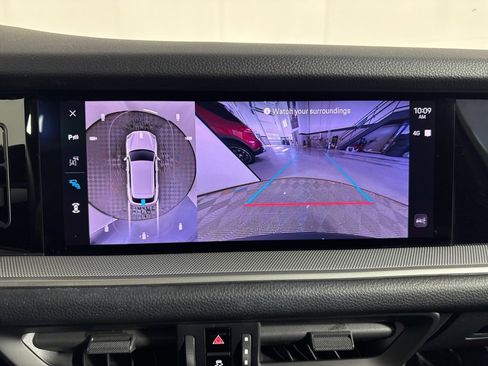 Used 2024 Porsche Cayenne image 28