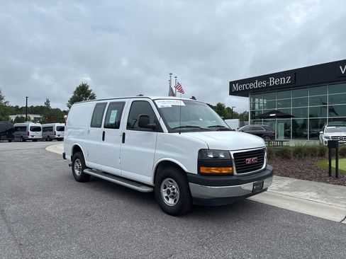 Used 2023 GMC Savana 2500 w/ Driver Convenience Package image 2