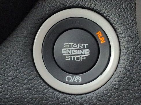 Certified 2022 RAM 1500 Big Horn AWD/4WD image 34