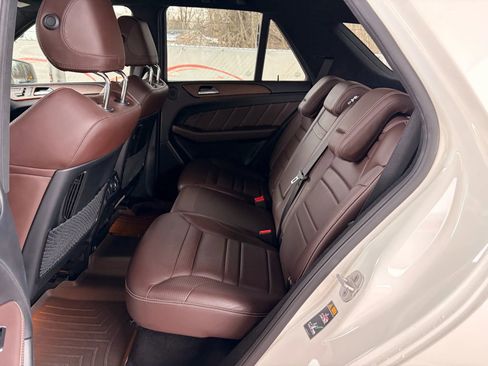 Used 2014 Mercedes-Benz ML 63 AMG 4MATIC image 22