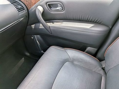 Used 2020 Nissan Armada Platinum w/ Captain's Chairs Package RWD image 21
