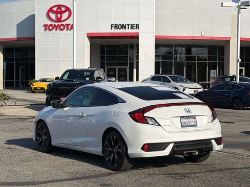Used 2019 Honda Civic Sport image 5