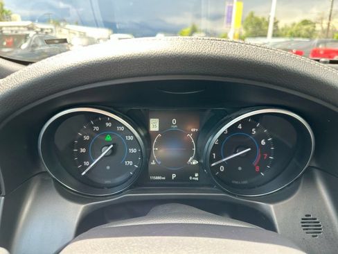 Used 2016 Jaguar XF R-Sport AWD/4WD image 19