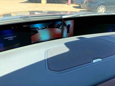 New 2026 Lincoln Navigator Reserve AWD/4WD image 20