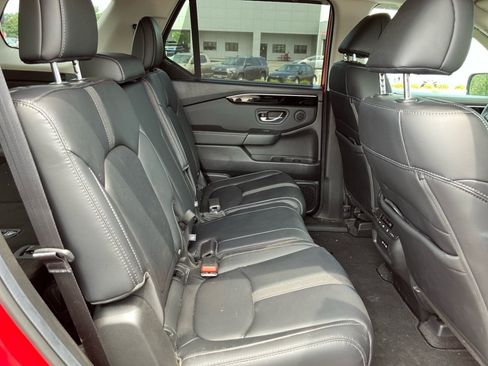 Used 2025 Honda Pilot EX-L image 31