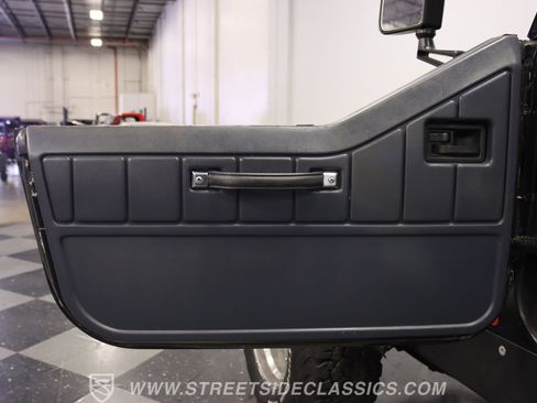 Used 1991 Jeep Wrangler 4x4 image 36