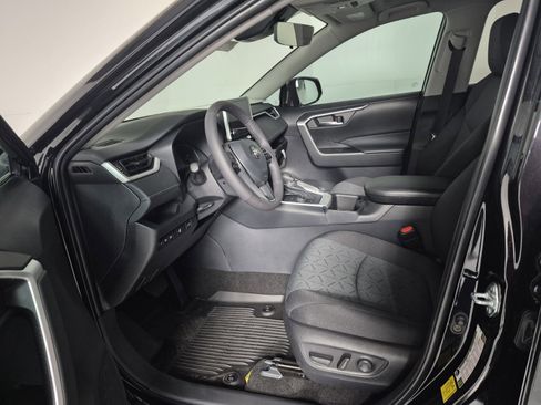 New 2025 Toyota RAV4 XLE image 17