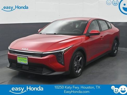 Used 2025 Kia K4 FWD image 1