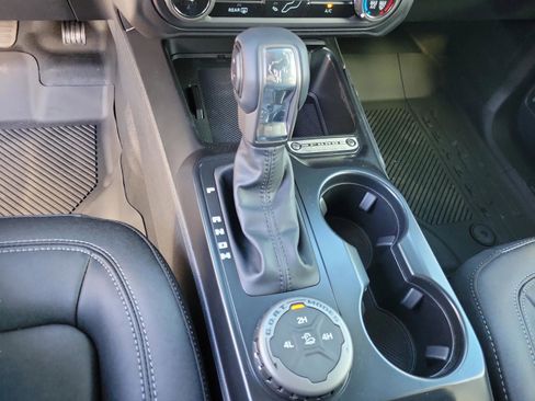New 2025 Ford Bronco Big Bend AWD/4WD image 24