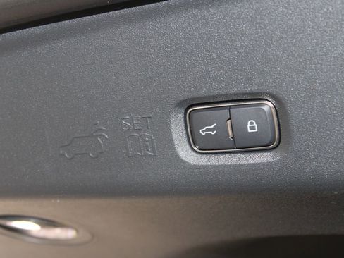 New 2026 Ford Expedition Active RWD image 18