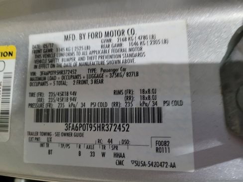 Used 2017 Ford Fusion SE w/ Fusion SE Technology Package image 33