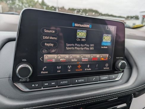 Used 2022 Nissan Rogue SV image 24