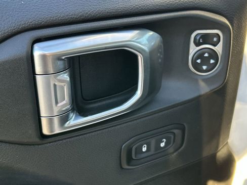 Used 2024 Jeep Wrangler Sahara w/ Technology Group image 18