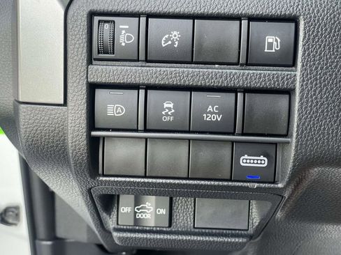 New 2025 Toyota Tacoma TRD Off-Road AWD/4WD image 27