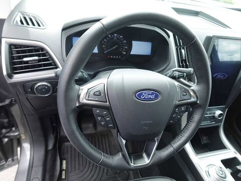 Used 2024 Ford Edge SEL image 14