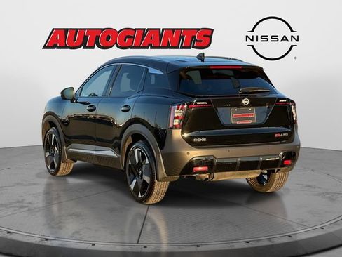 Certified 2025 Nissan Kicks SR image 5